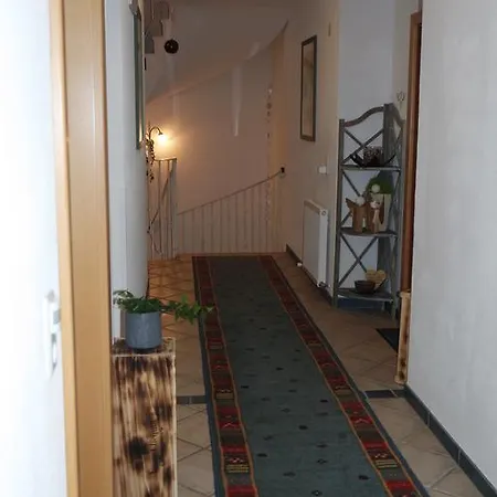 Alina Apartment Galtuer